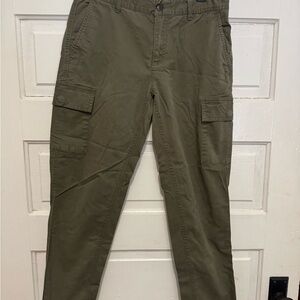Banana Republic Women's Olive Cargo Pants - 25in Inseam